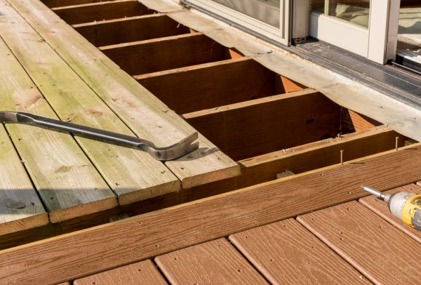 Old Deck Repair in Edison